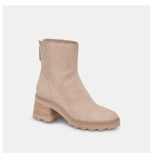 New Dolce Vita Martey H2O Boots 8.5 Tan Suede Waterproof Ankle Booties Heel Lug